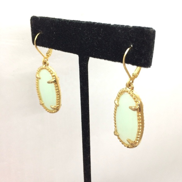 VINTAGE JOAN RIVERS EARRINGS LEVERBACK GOLD TONE SEAFOAM GREEN DANGLE DROP - Picture 4 of 13